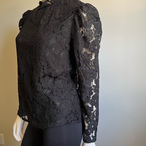 Black Puff Sleeve lace top with lining - Picture 3 of 5